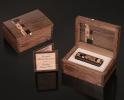 Drewniany pendrive 16 GB w drewnianej szkatułce